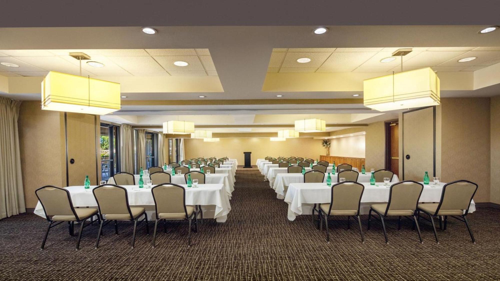 Holiday Inn Phoenix/Chandler By Ihg Экстерьер фото